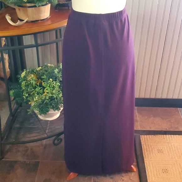 💞Meg Allen* Skirt - Picture 3 of 7